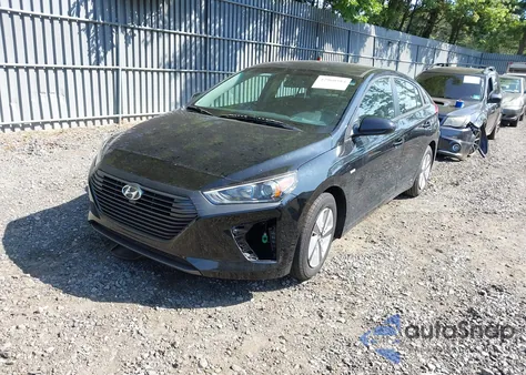 2017 Hyundai Ioniq Hybrid Blue z USA, uszkodzony, nr VIN KMHC65LC4HU049099